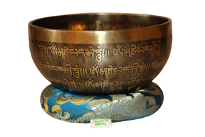 Kézzel készített 7 fémes dizájn hangtál, 512 gramm 🔮 Harmadik szem csakra: Tisztánlátás – Intuíció – Belső vezetés