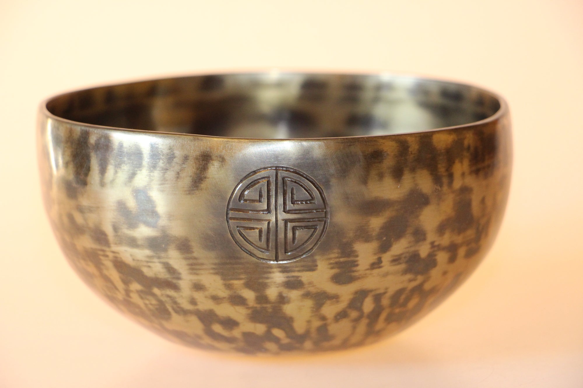 Kézzel készített 7 fémes MOON hangtál, 585 gramm