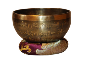 Kézzel készített 7 fémes dizájn hangtál, 513 gramm 💚 Szívcsakra: Szeretet – Gyógyulás – Harmónia