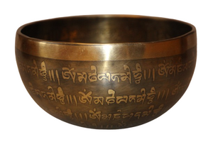 Kézzel készített 7 fémes dizájn hangtál, 513 gramm 💚 Szívcsakra: Szeretet – Gyógyulás – Harmónia