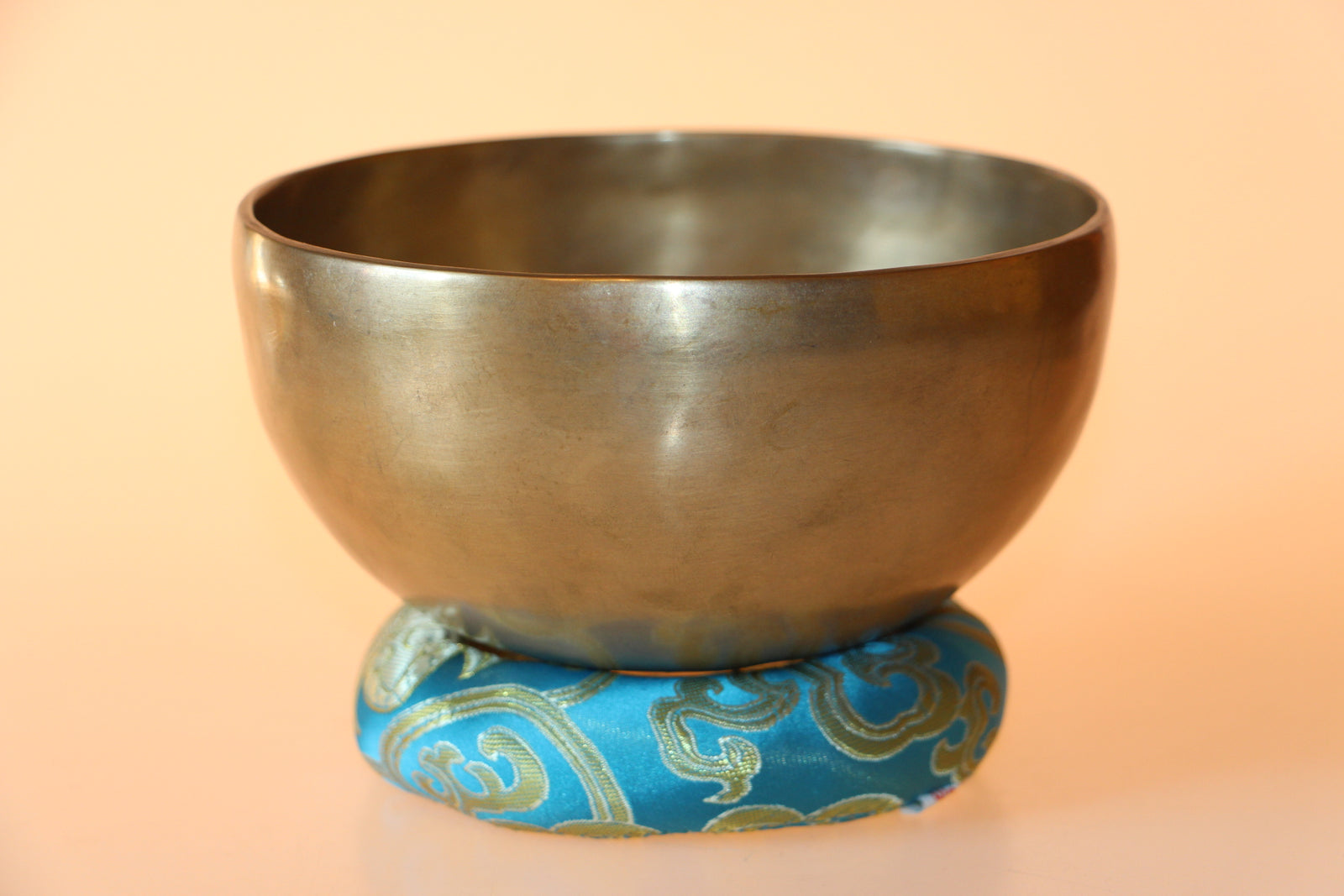 Kézzel készített 7 fémes hangtál, 626 gramm