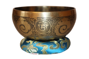 Kézzel készített 7 fémes dizájn hangtál, 576 gramm 💚 Szívcsakra: Szeretet – Gyógyulás – Harmónia