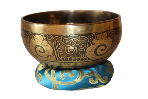 Kézzel készített 7 fémes dizájn hangtál, 529 gramm 🔴 Gyökércsakra: Stabilitás – Biztonság – Egyensúly