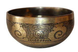 Kézzel készített 7 fémes dizájn hangtál, 529 gramm 🔴 Gyökércsakra: Stabilitás – Biztonság – Egyensúly