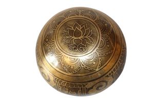 Kézzel készített 7 fémes dizájn hangtál, 529 gramm 🔴 Gyökércsakra: Stabilitás – Biztonság – Egyensúly