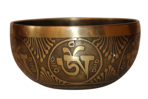 Kézzel készített 7 fémes dizájn hangtál, 489 gramm 💚 Szívcsakra: Szeretet – Gyógyulás – Harmónia