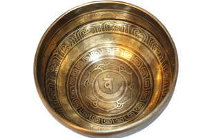 Kézzel készített 7 fémes dizájn hangtál, 489 gramm 💚 Szívcsakra: Szeretet – Gyógyulás – Harmónia