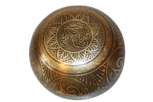 Kézzel készített 7 fémes dizájn hangtál, 489 gramm 💚 Szívcsakra: Szeretet – Gyógyulás – Harmónia