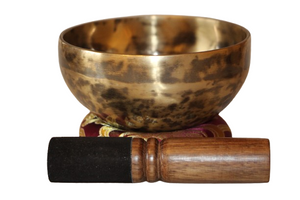 Kézzel készített 7 fémes hangtál, 398 gramm 🟡 Napfonat csakra: Önbizalom – Erő – Harmónia