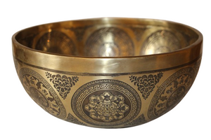 Kézzel készített 7 fémes dizájn hangtál, 1600 gramm. 🔴 Gyökércsakra Stabilitás – Biztonság – Egyensúly