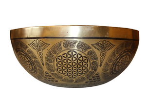 Kézzel készített 7 fémes dizájn hangtál, 2063 gramm. 🔴 Gyökércsakra Stabilitás – Biztonság – Egyensúly