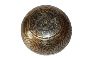 Kézzel készített 7 fémes dizájn hangtál, 1992 gramm. 💚 Szívcsakra Szeretet – Gyógyulás – Harmónia