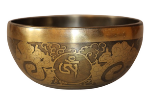 Kézzel készített 7 fémes dizájn hangtál, 382 gramm 🟡 Napfonat csakra: Önbizalom – Erő – Harmónia