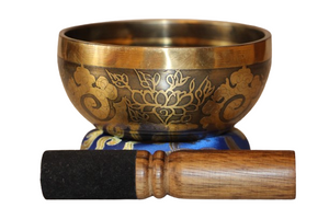 Kézzel készített 7 fémes dizájn hangtál, 357 gramm 🟡 Napfonat csakra: Önbizalom – Erő – Harmónia