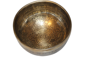 Kézzel készített 7 fémes dizájn hangtál, 368 gramm 🟡 Napfonat csakra: Önbizalom – Erő – Harmónia